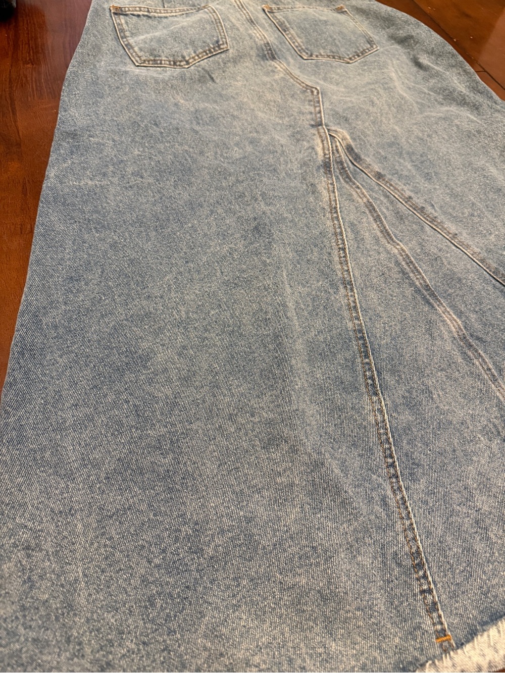 Aaron & Amber washed denim maxi skirt - Picture 8 of 9